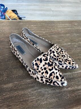 Steve Madden Feather Leopard Calf Hair Pointed Toe Loafers Slip On Flats